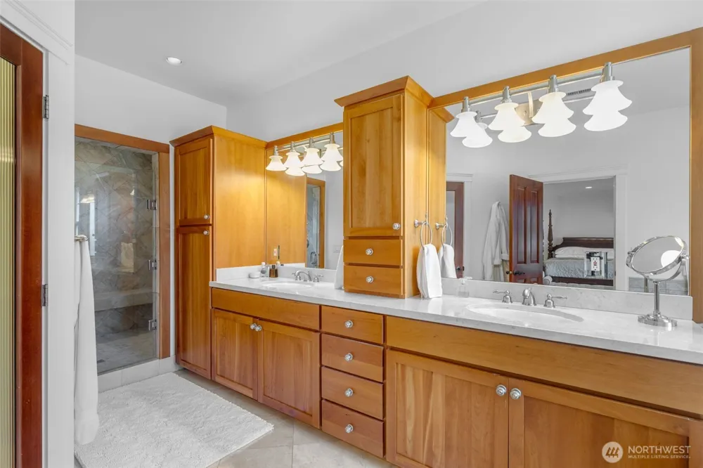 801 W Barrett Street Seattle, WA 98119