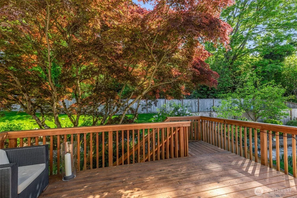 801 W Barrett Street Seattle, WA 98119
