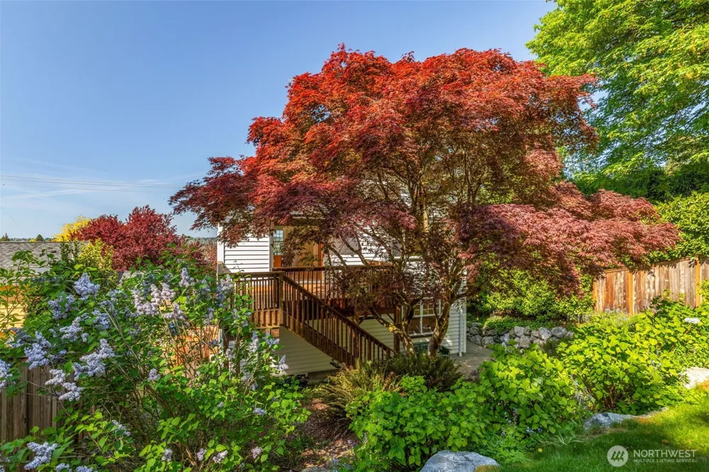 801 W Barrett Street Seattle, WA 98119
