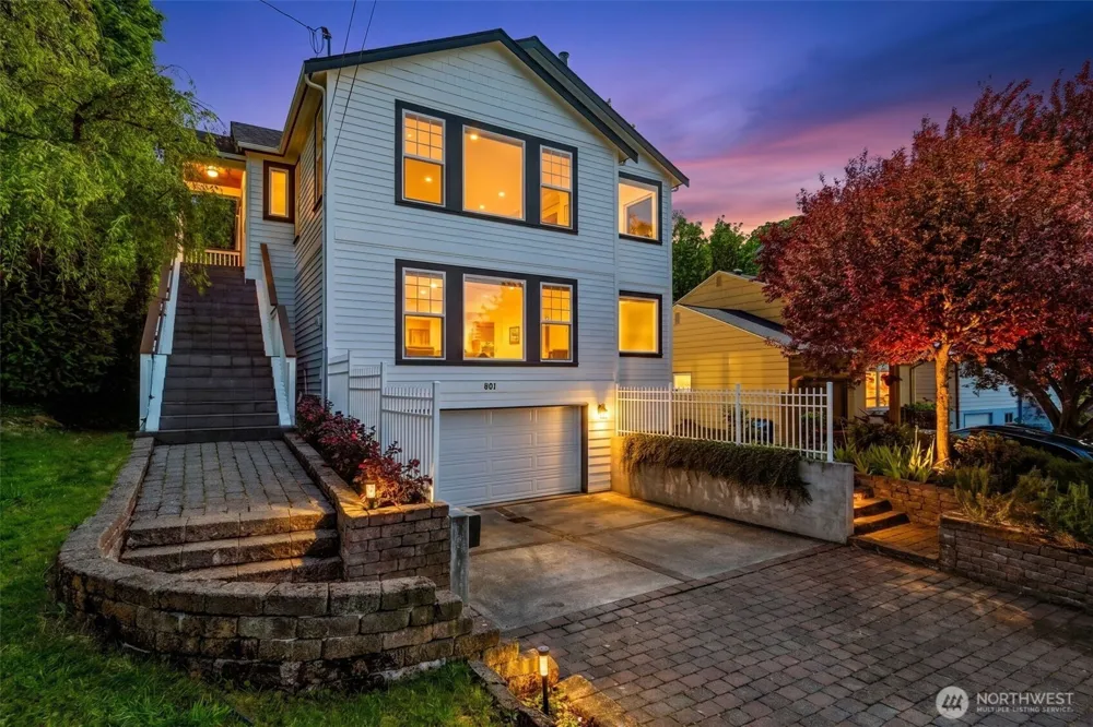 801 W Barrett Street Seattle, WA 98119