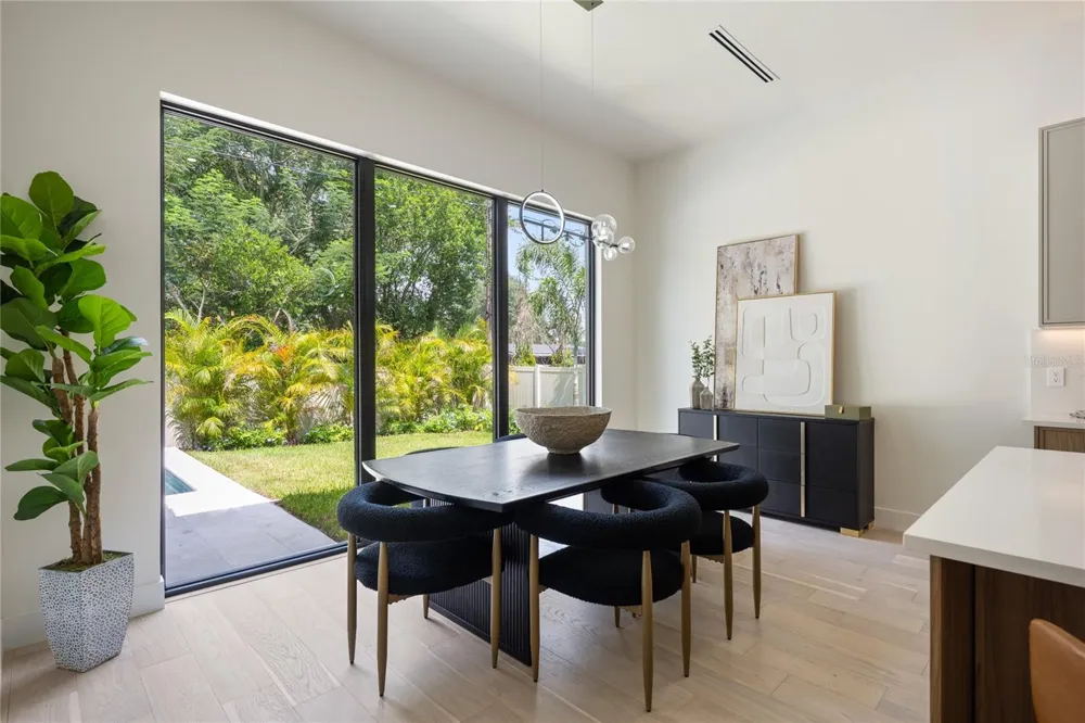 525 S LAKEMONT AVENUE Winter Park, FL 32792