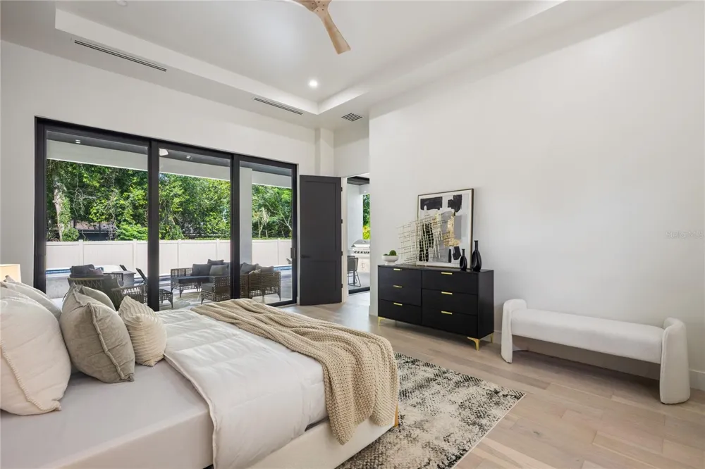 525 S LAKEMONT AVENUE Winter Park, FL 32792