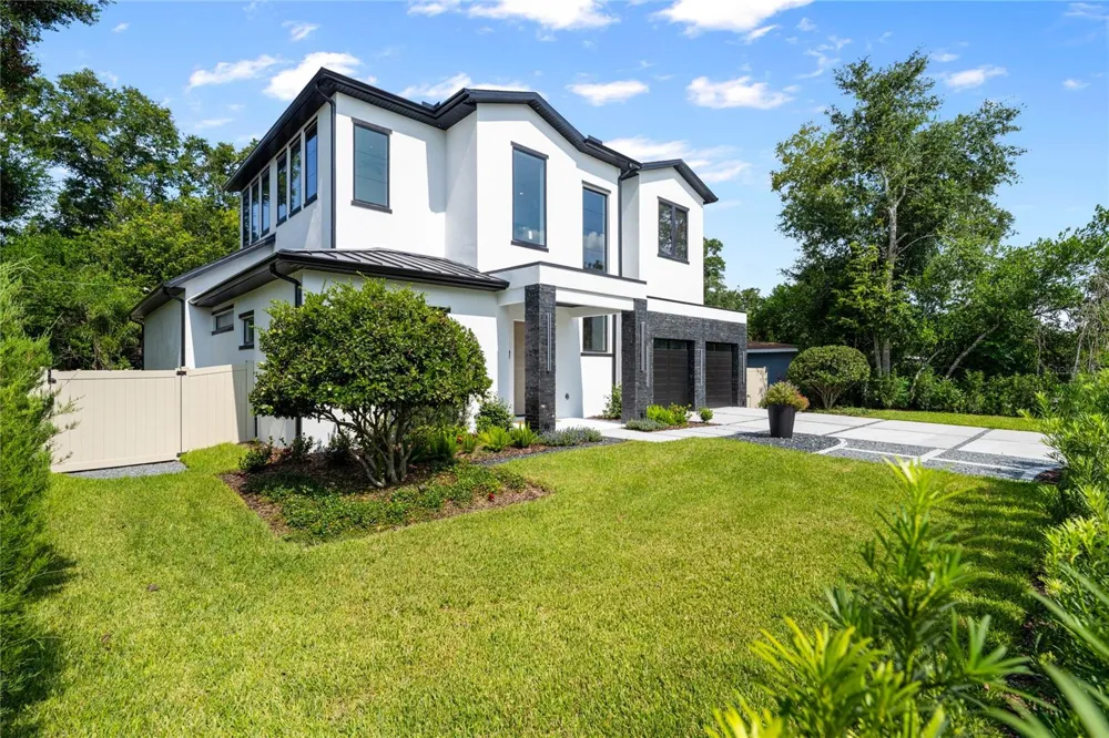 525 S LAKEMONT AVENUE Winter Park, FL 32792