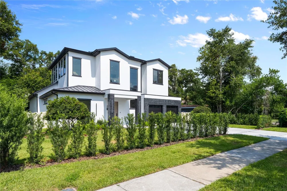 525 S LAKEMONT AVENUE Winter Park, FL 32792