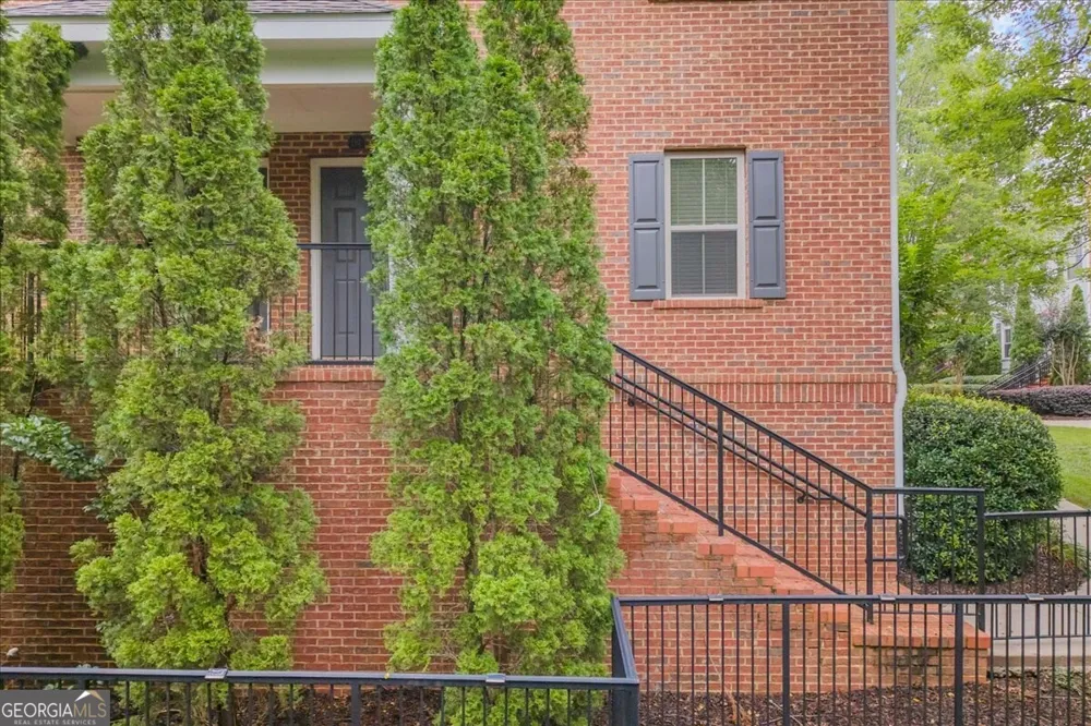199 Le Gran CT Sandy Springs, GA 30328