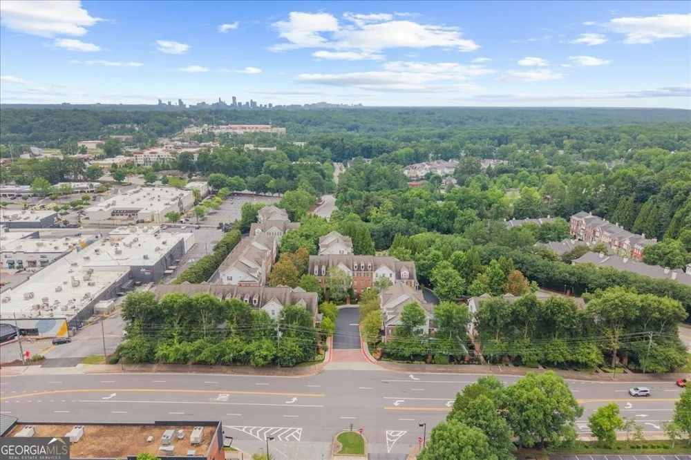 199 Le Gran CT Sandy Springs, GA 30328