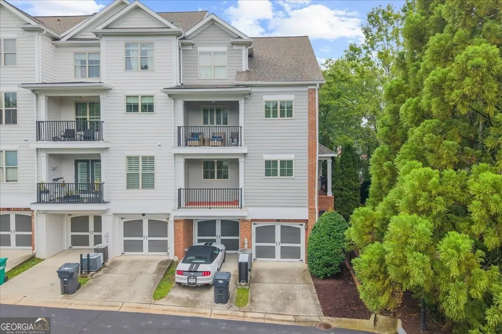 199 Le Gran CT Sandy Springs, GA 30328