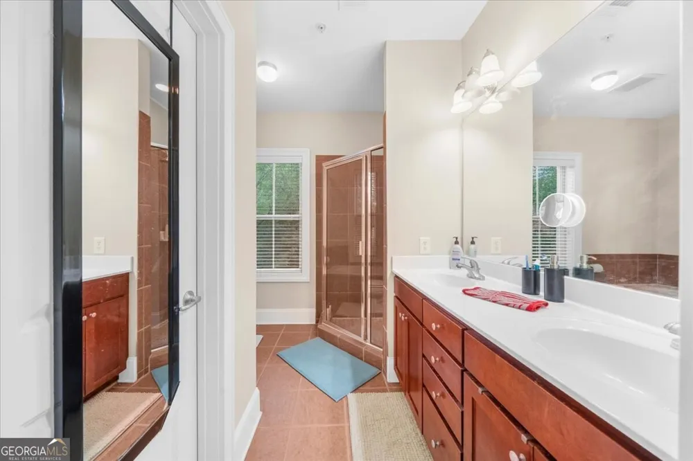 199 Le Gran CT Sandy Springs, GA 30328