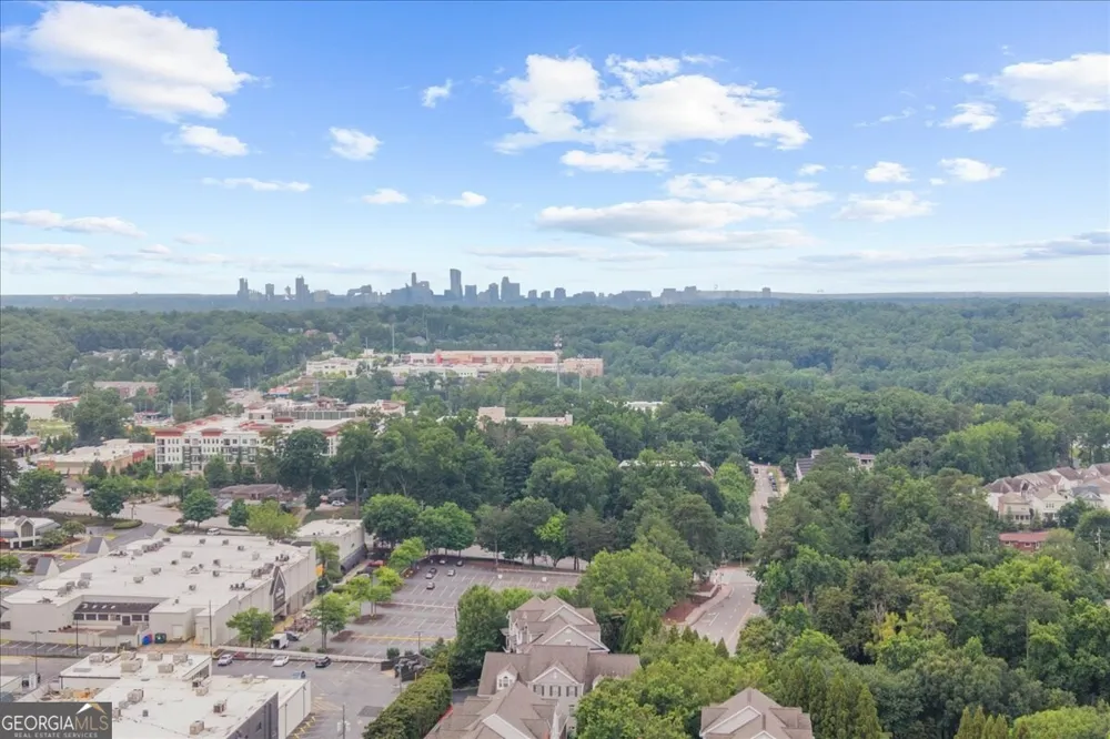 199 Le Gran CT Sandy Springs, GA 30328