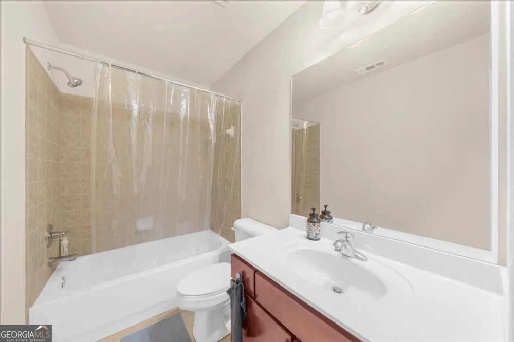 199 Le Gran CT Sandy Springs, GA 30328