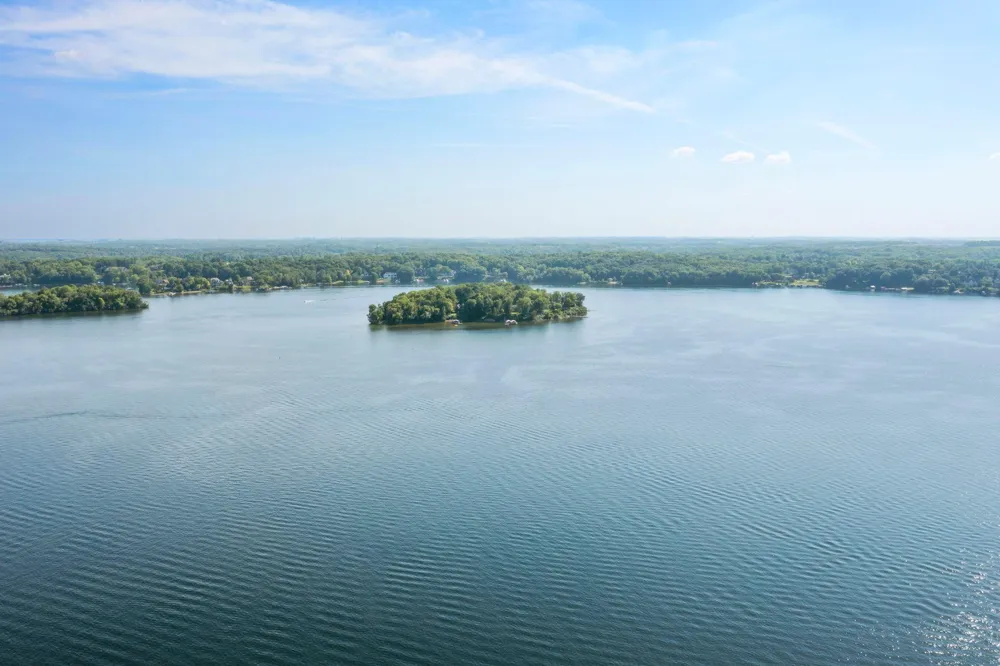 3942 Enchanted Lane Minnetrista, MN 55364