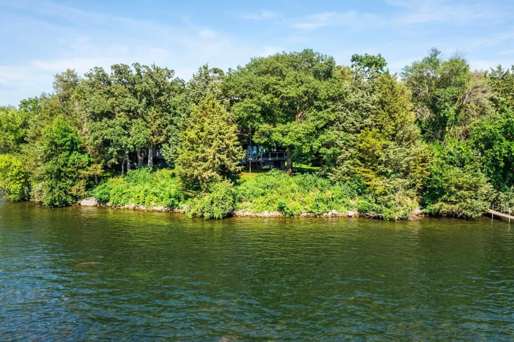 3942 Enchanted Lane Minnetrista, MN 55364