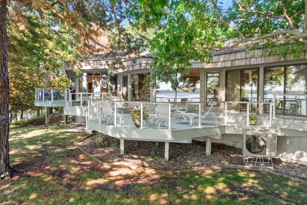 3942 Enchanted Lane Minnetrista, MN 55364