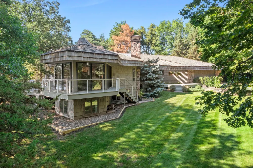 3942 Enchanted Lane Minnetrista, MN 55364
