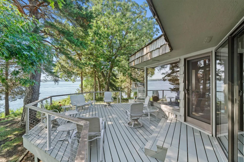 3942 Enchanted Lane Minnetrista, MN 55364