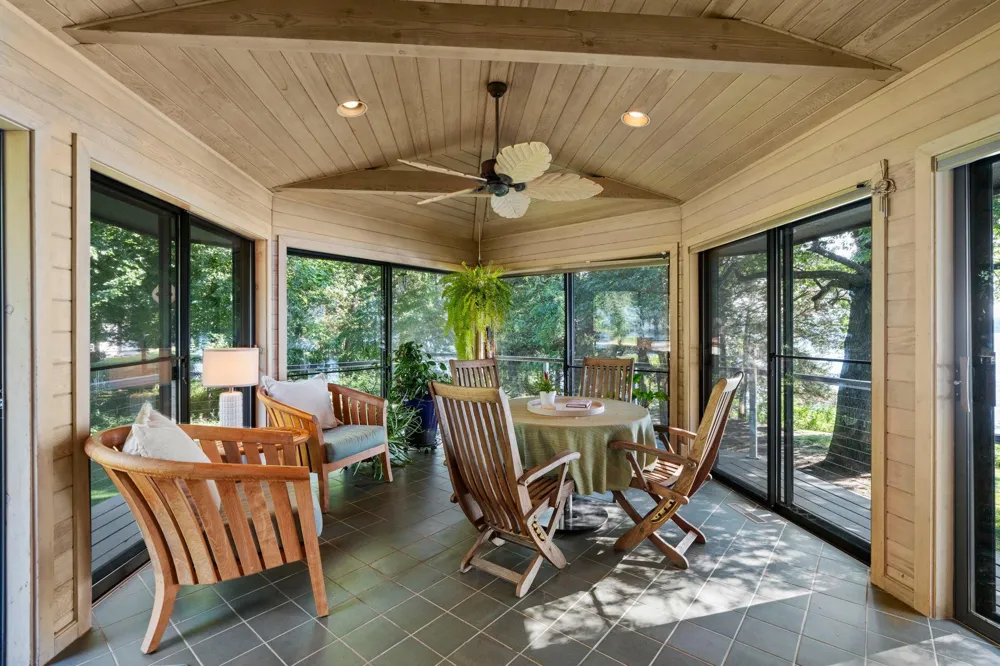 3942 Enchanted Lane Minnetrista, MN 55364
