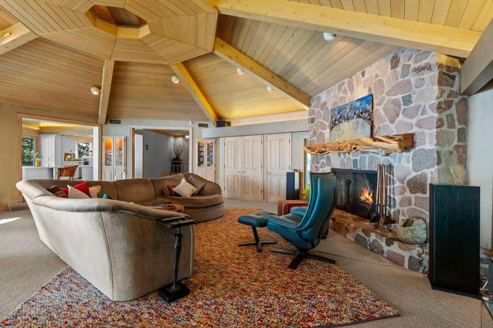 3942 Enchanted Lane Minnetrista, MN 55364