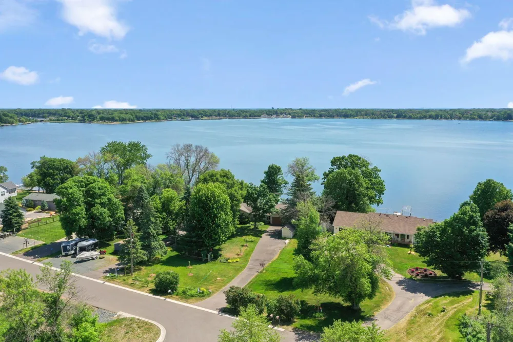 11835 302nd Street Chisago City, MN 55013
