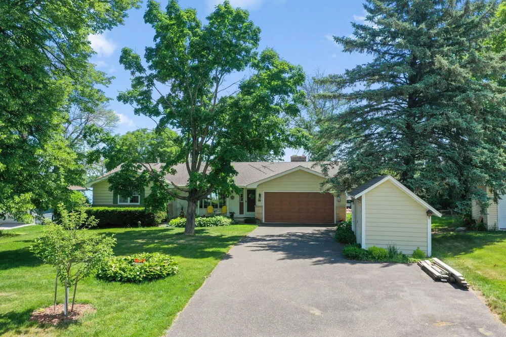 11835 302nd Street Chisago City, MN 55013