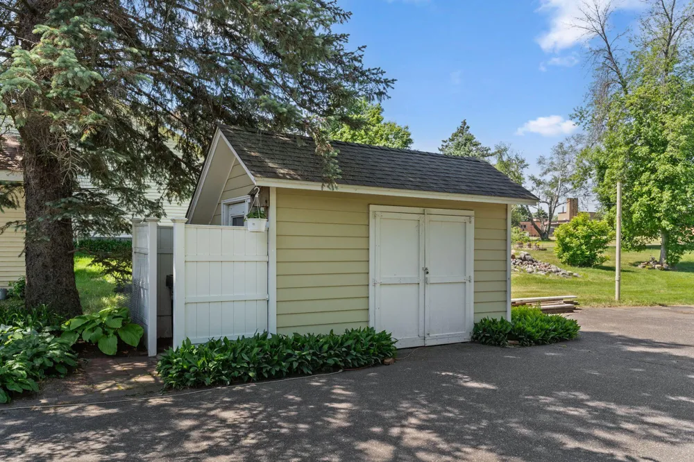 11835 302nd Street Chisago City, MN 55013