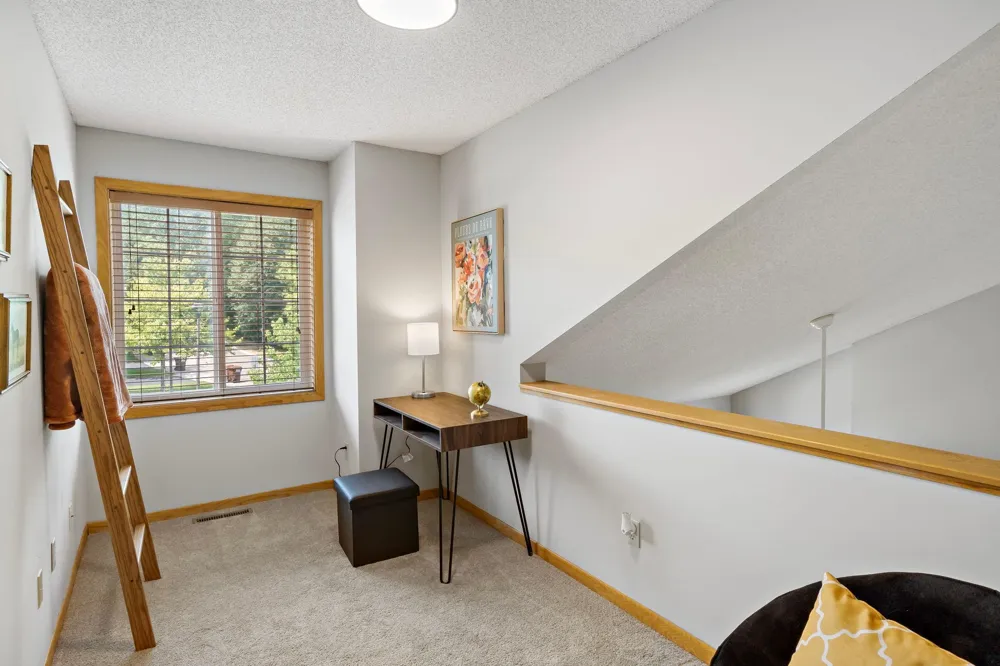 8771 Branson Drive #80 Inver Grove Heights, MN 55076
