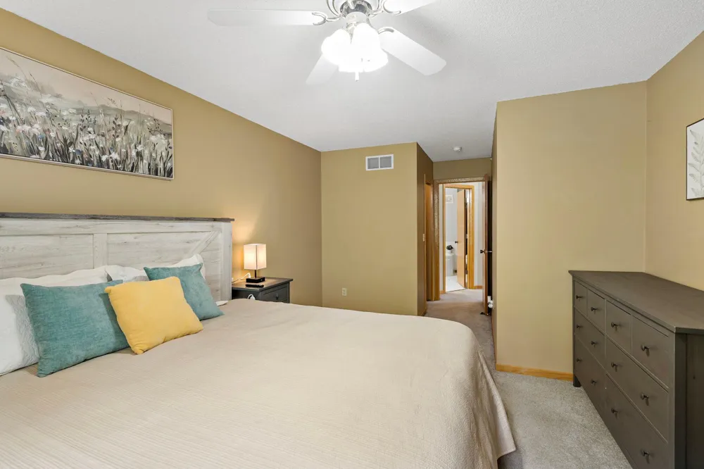 8771 Branson Drive #80 Inver Grove Heights, MN 55076