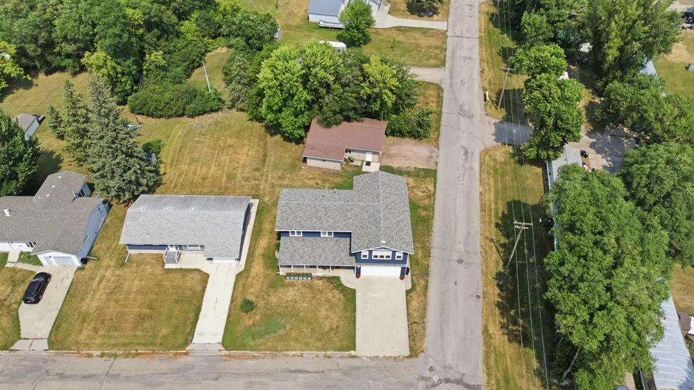 811 1st Avenue E Ada, MN 56510
