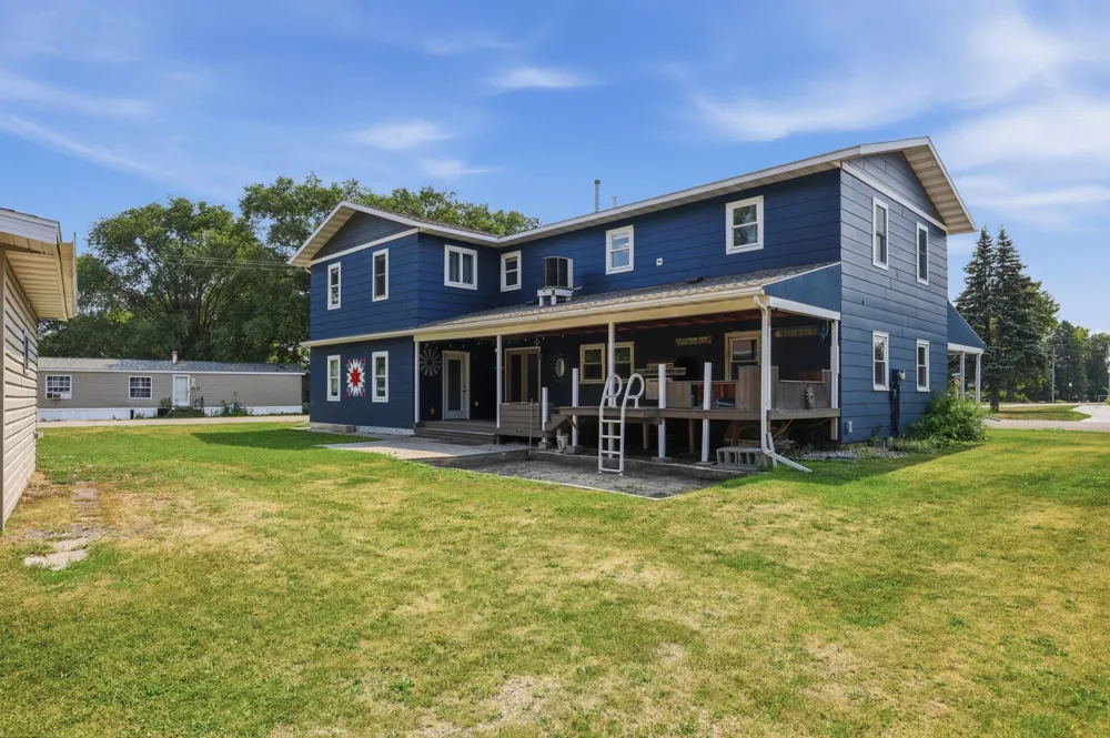 811 1st Avenue E Ada, MN 56510