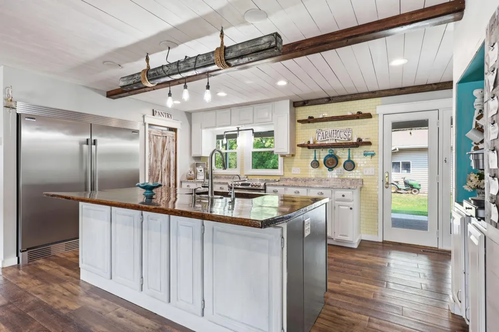 811 1st Avenue E Ada, MN 56510
