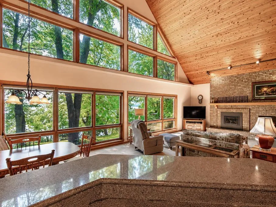 41748 E Shore Drive Kilkenny, MN 56052