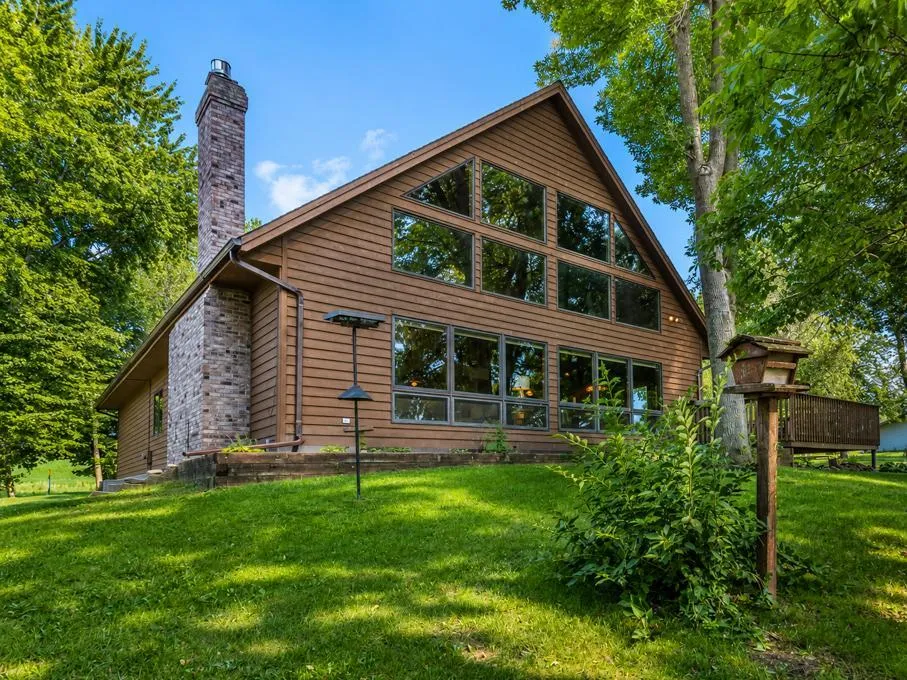 41748 E Shore Drive Kilkenny, MN 56052