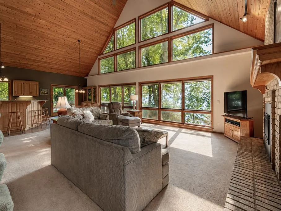41748 E Shore Drive Kilkenny, MN 56052