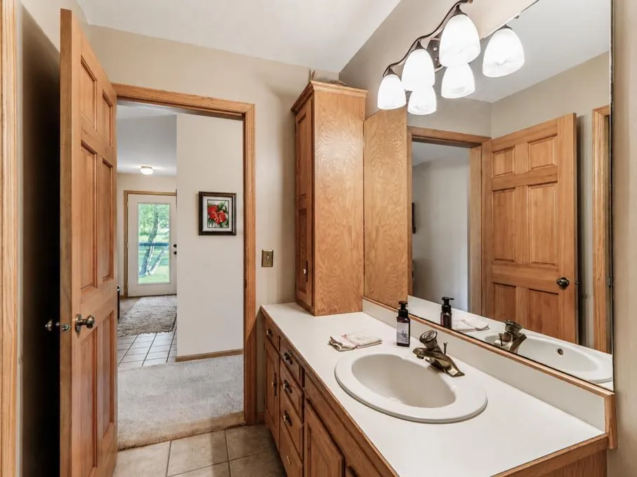 41748 E Shore Drive Kilkenny, MN 56052
