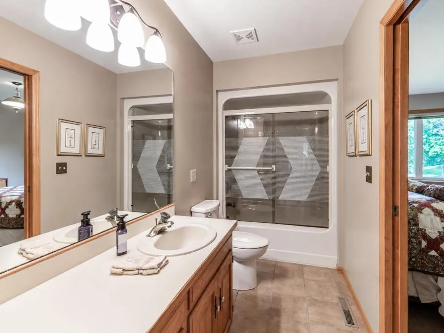 41748 E Shore Drive Kilkenny, MN 56052