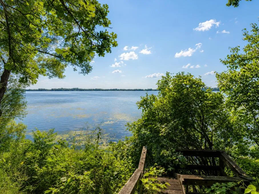41748 E Shore Drive Kilkenny, MN 56052