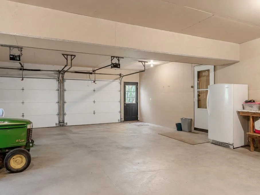 41748 E Shore Drive Kilkenny, MN 56052