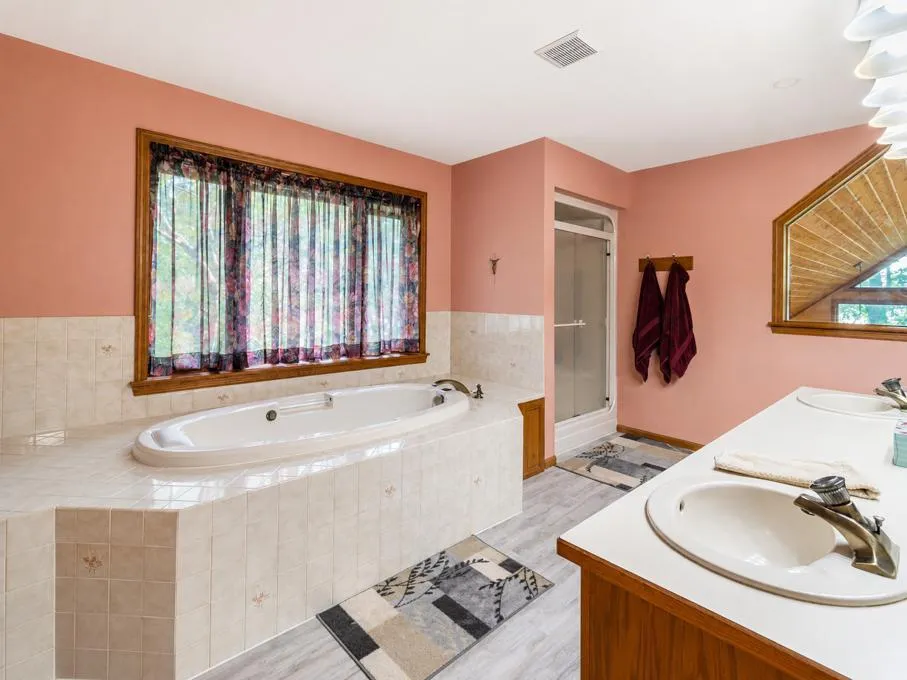 41748 E Shore Drive Kilkenny, MN 56052