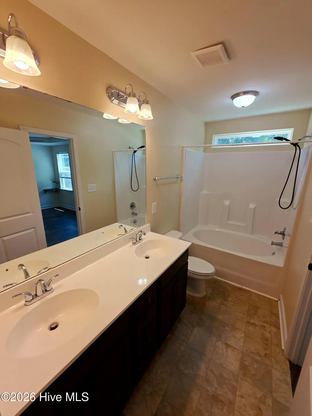 222 Rowland Drive Richlands, NC 28574