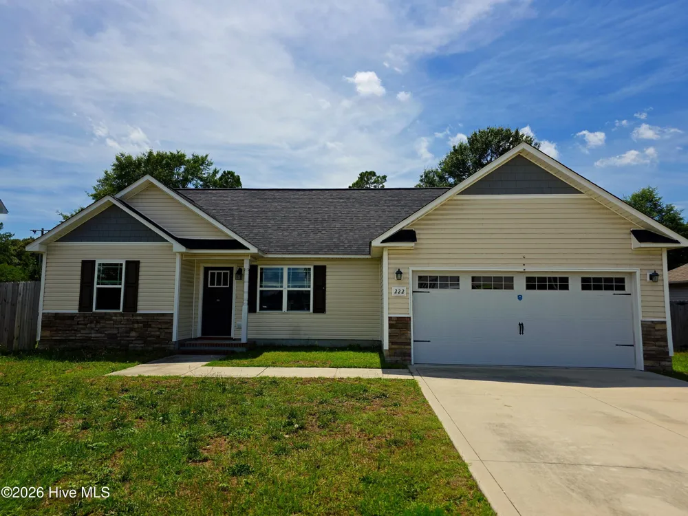 222 Rowland Drive Richlands, NC 28574