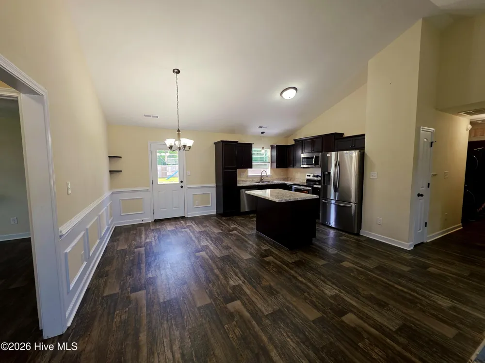 222 Rowland Drive Richlands, NC 28574