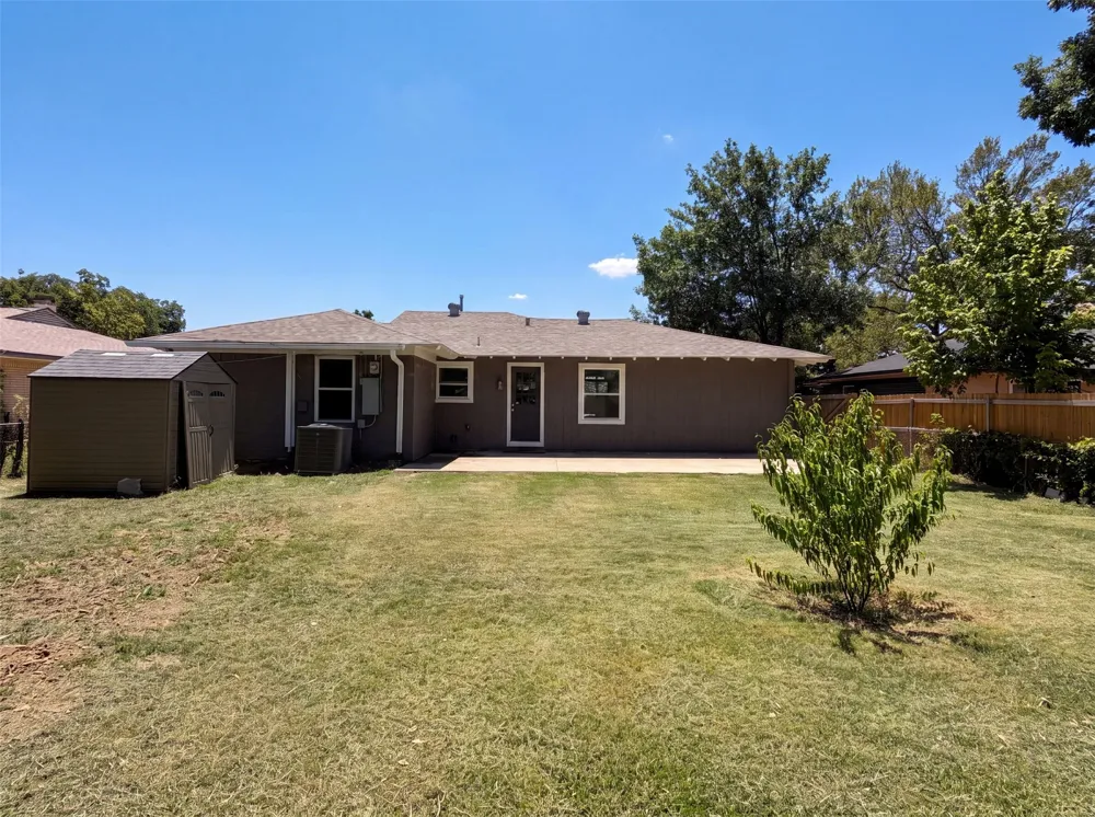 2415 Barnes Bridge Road Dallas, TX 75228