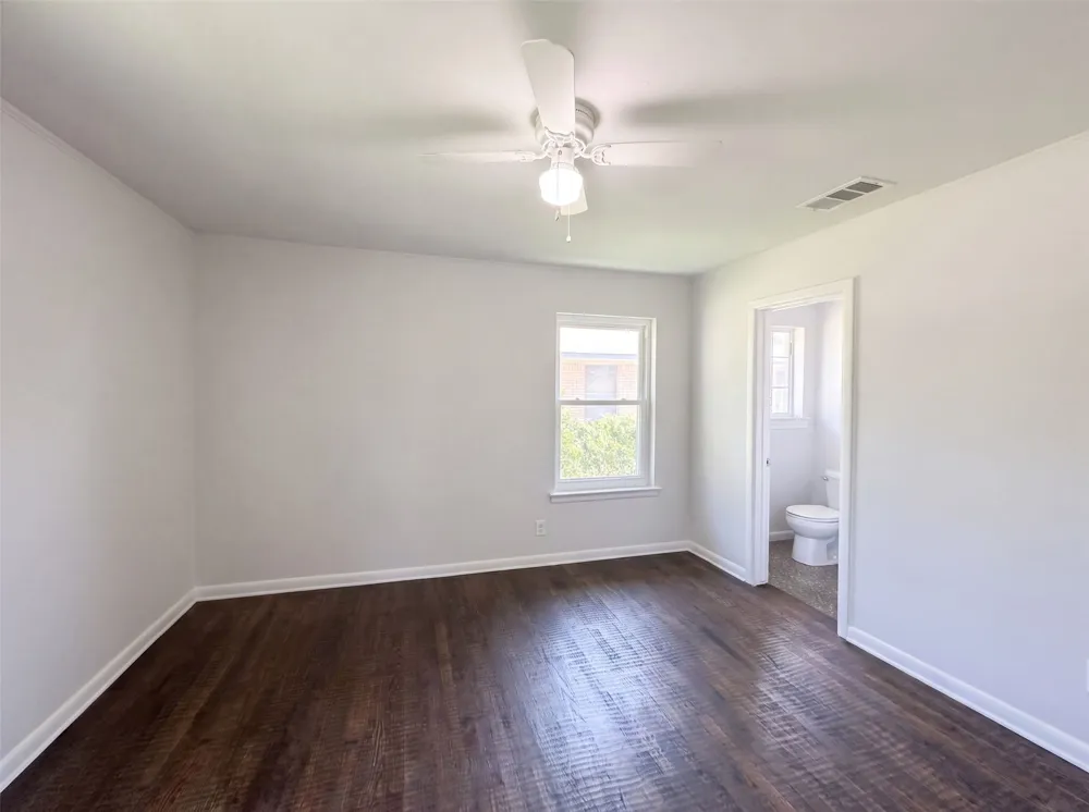 2415 Barnes Bridge Road Dallas, TX 75228
