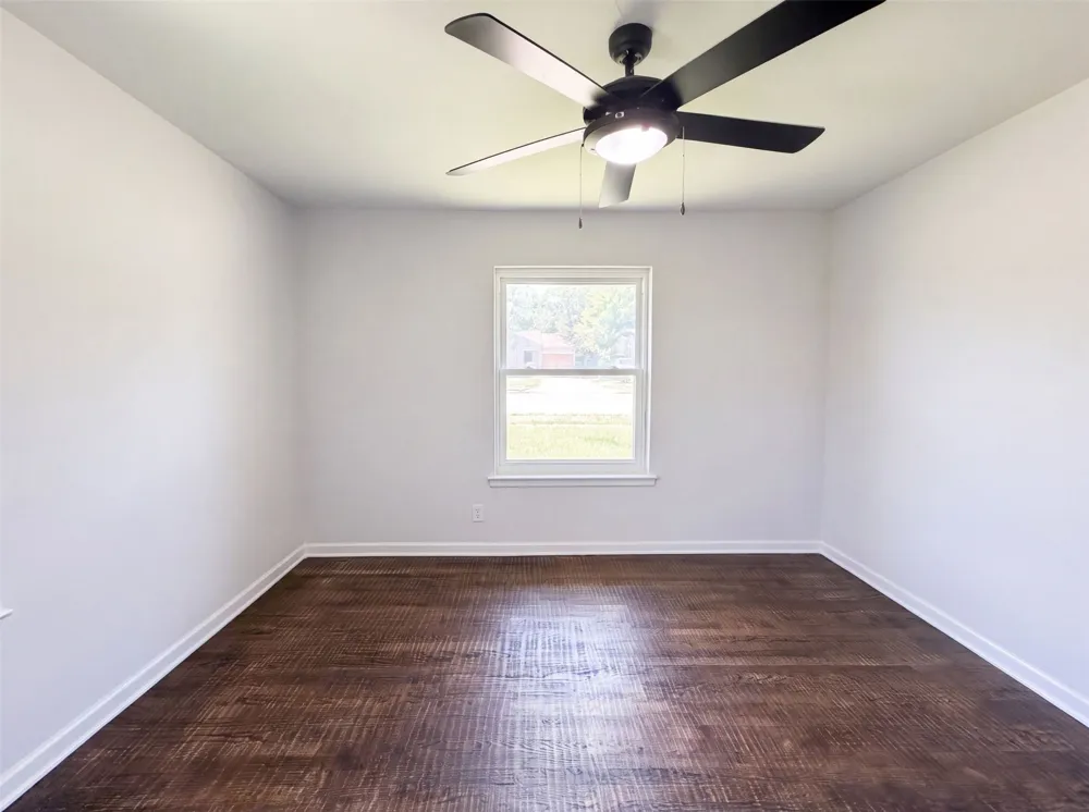 2415 Barnes Bridge Road Dallas, TX 75228