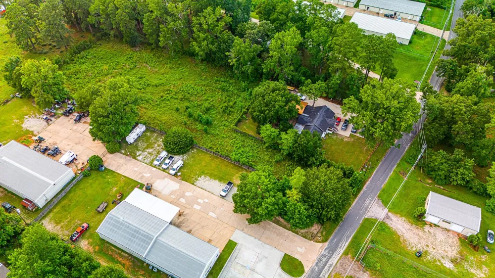 3414 Powell Road Huntsville, TX 77340