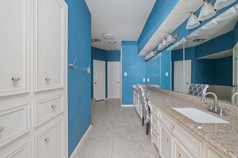 2306 Vine Creek Drive Kingwood, TX 77345