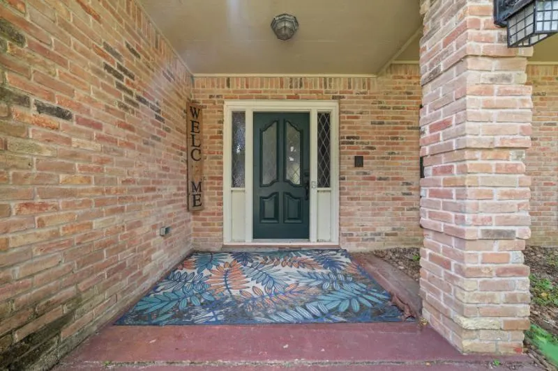2306 Vine Creek Drive Kingwood, TX 77345