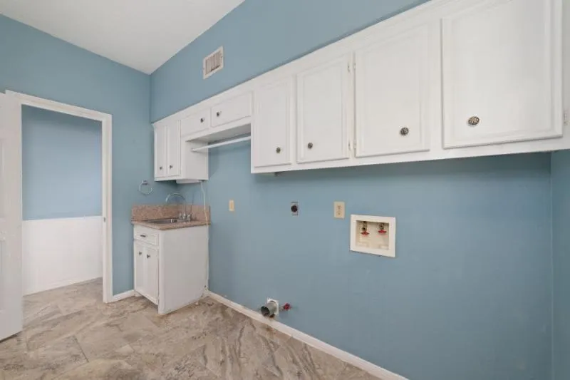 2306 Vine Creek Drive Kingwood, TX 77345