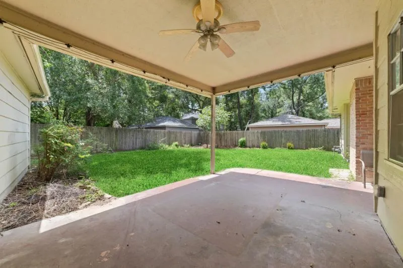 2306 Vine Creek Drive Kingwood, TX 77345