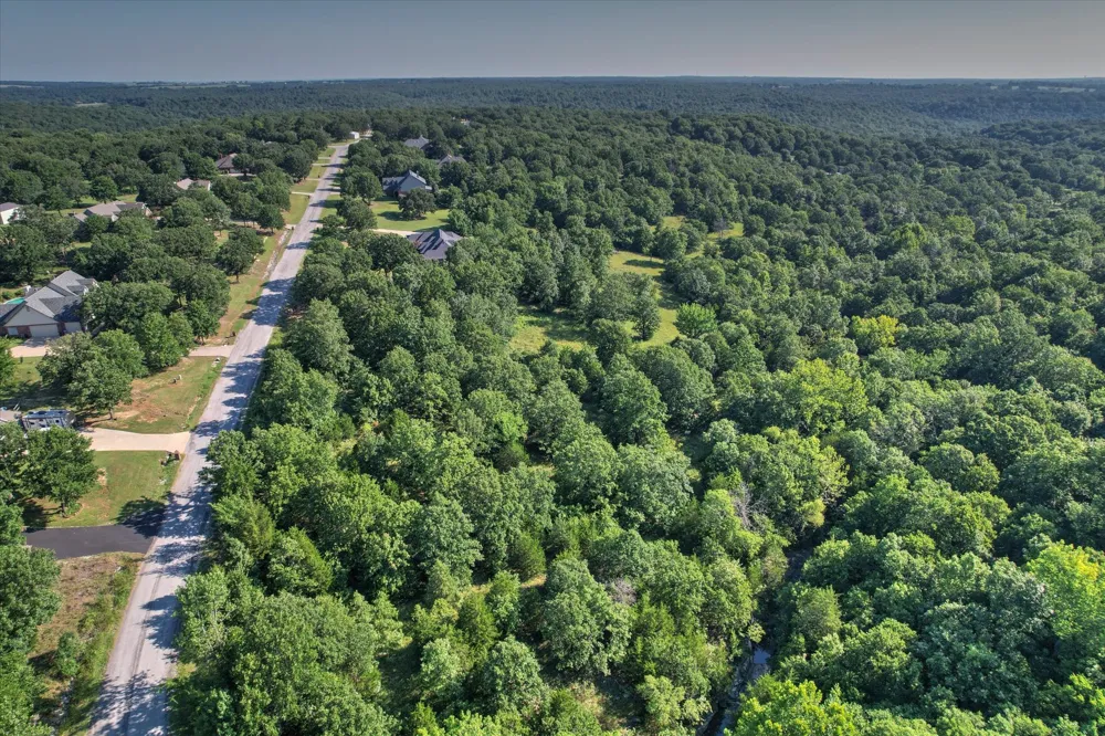 19 Cherokee Boulevard Skiatook, OK 74070