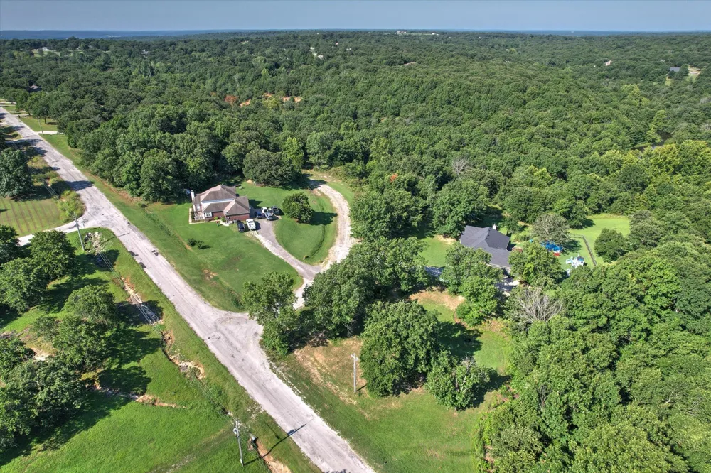 3 W 159th Place Skiatook, OK 74070